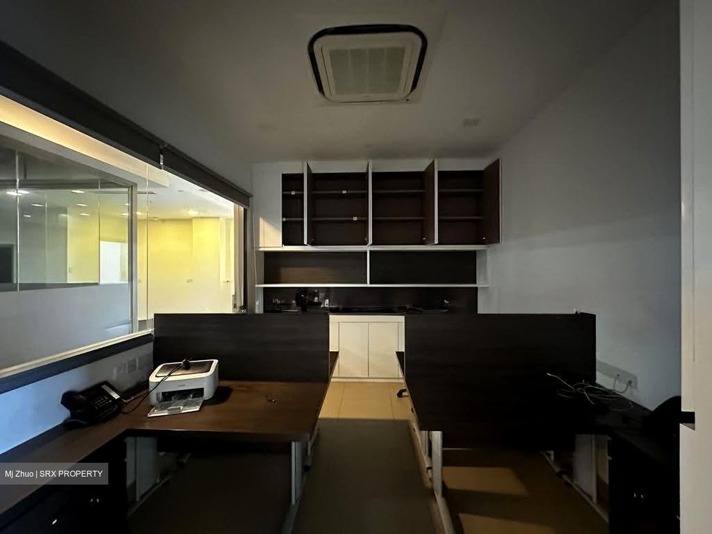 Fragrance Empire Building (D5), Office #624903471